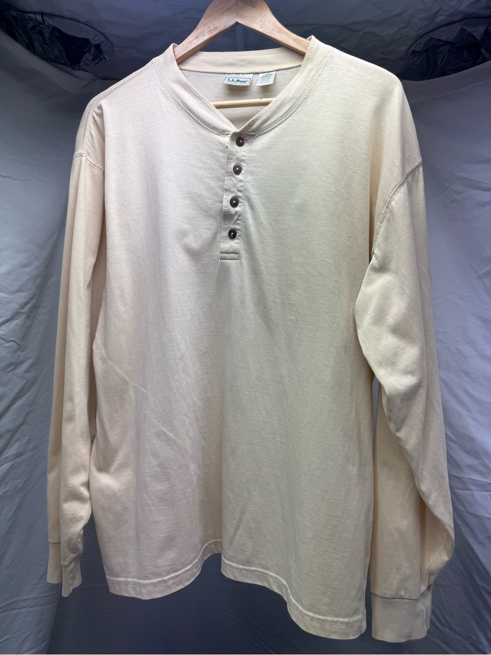 L.L.Bean Men’s Large Soft Yellow Button Down Shirt Classic Casual